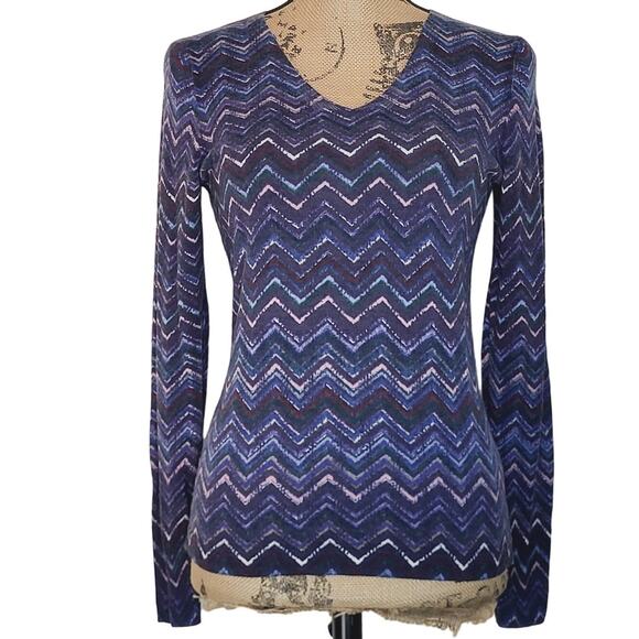 Talbots Pure Merino Wool V-Neck Multi-Colored Chevron Pattern Sweater Size XS - Picture 2 of 8